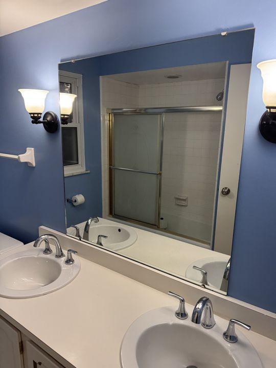 Bathroom vanity and mirror