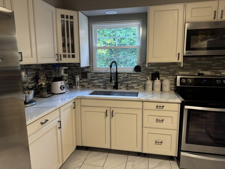 Kitchen, full view